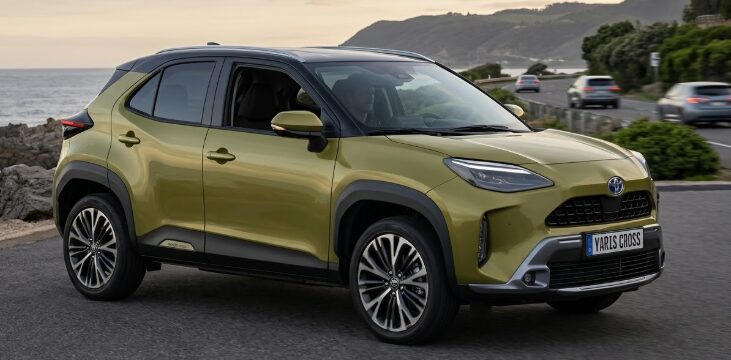 ヤリスクロス　値引き　合格ライン